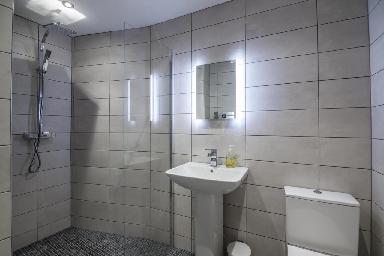 Sea Legs - 2 Bedroom Apartment - تينبي المظهر الخارجي الصورة